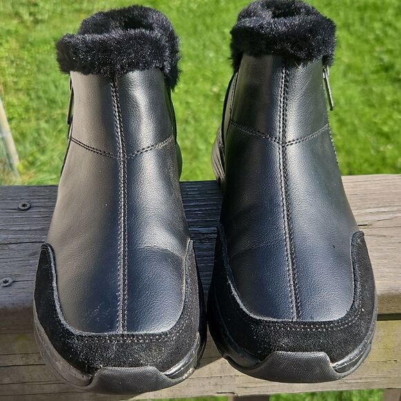 Skechers Black Leather Fur-Lined Ankle Boots Slip-On Comfort Shoes Size 8.5 - Picture 2 of 6